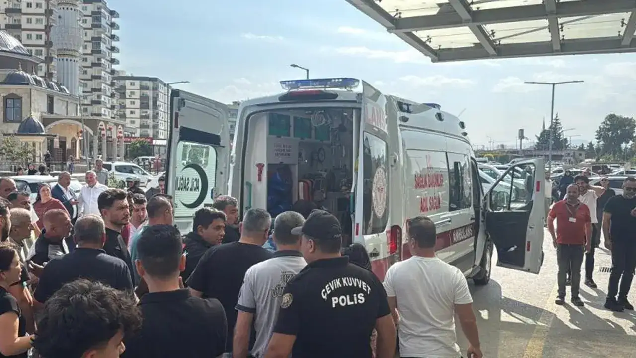 Önüne gelene silahla saldırdı! 4 kişiyi öldürdü