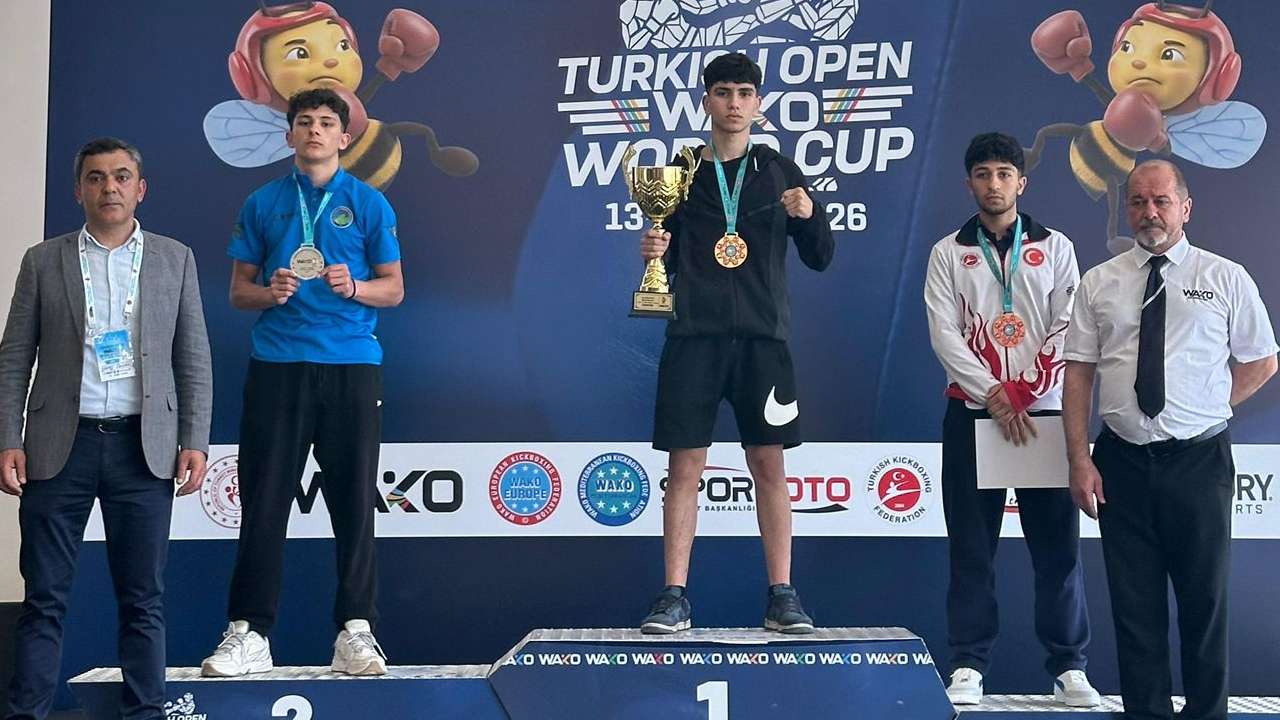Trabzonlu sporcu Ufuk Eren Torlak Dünya Kupası şampiyonu oldu