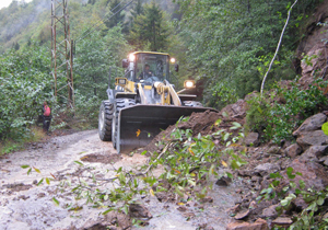 Trabzon'da heyelan oldu