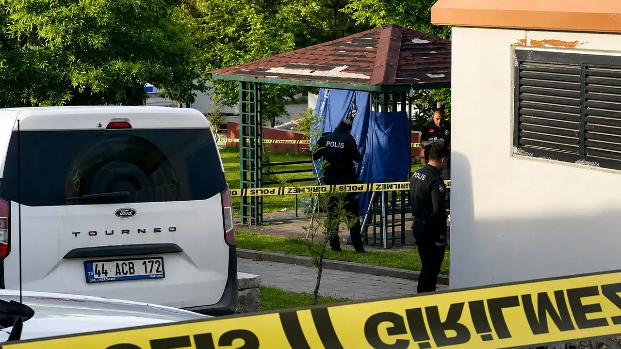 Daha 18 yaşındaydı! Çocuk parkındaki kameriyede asılı halde bulundu