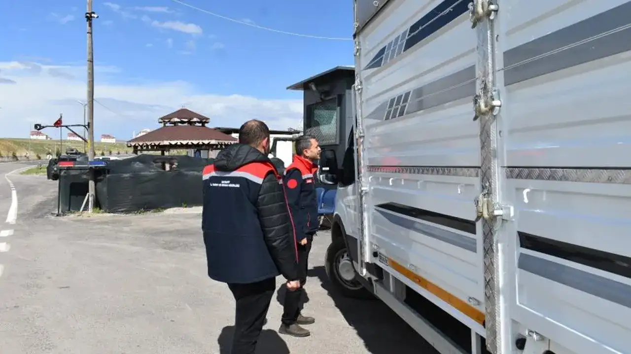 Bayburt’ta kurbanlık denetimi! Yol kontrolleri sıklaştırıldı