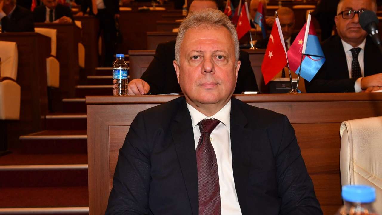 CHP'li Zorlu'dan parti içindeki gizli ajandalara sert tepki: "Hodri meydan"