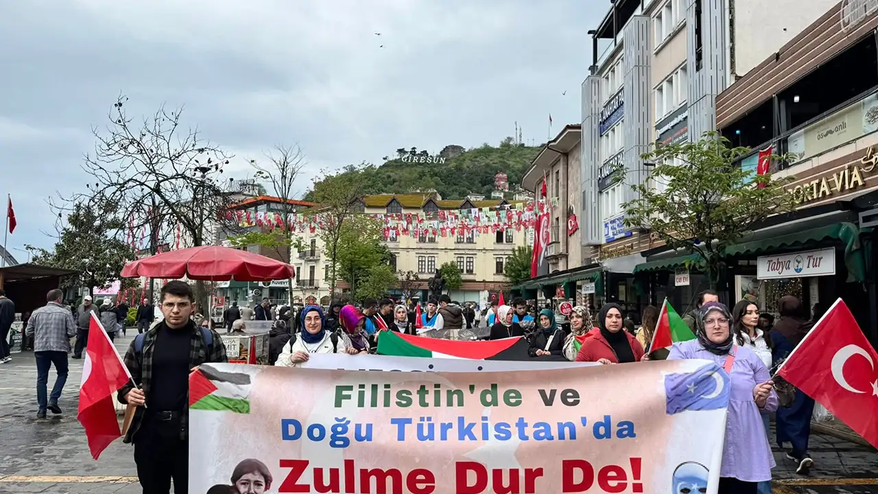 Giresun’da mazlum coğrafyalar için yürüyüş düzenlendi