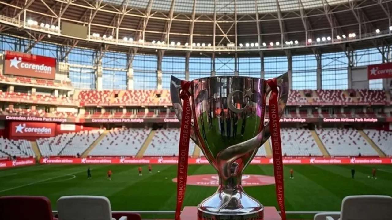Kupa Savic’in ellerinde yükseldi! 64. Türkiye Kupası Trabzonspor’un