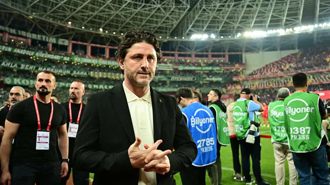 Fatih Tekke Trabzonspor’un başında ilk kupasını kazandı!