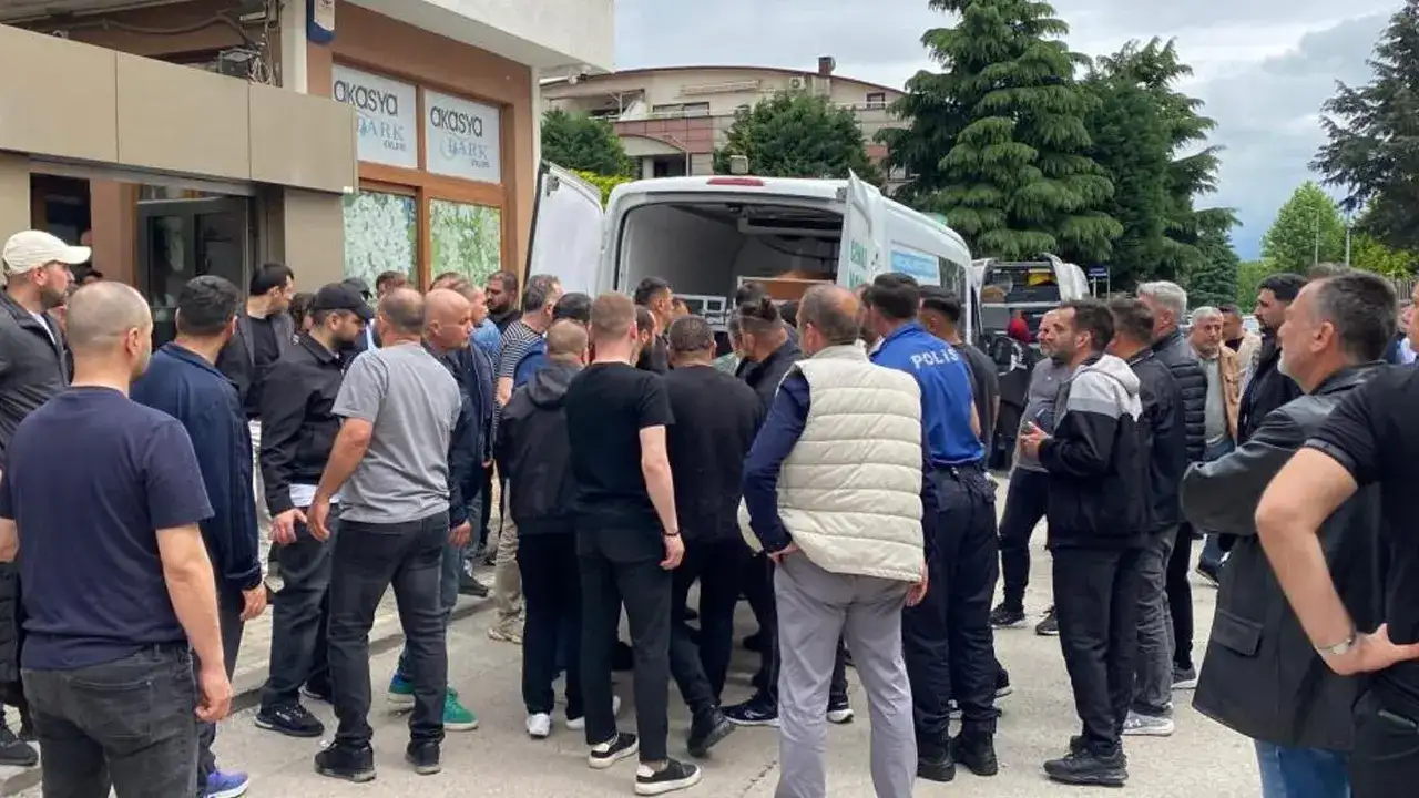 Nikah şahidi olduğu ortağı tarafından öldürüldü