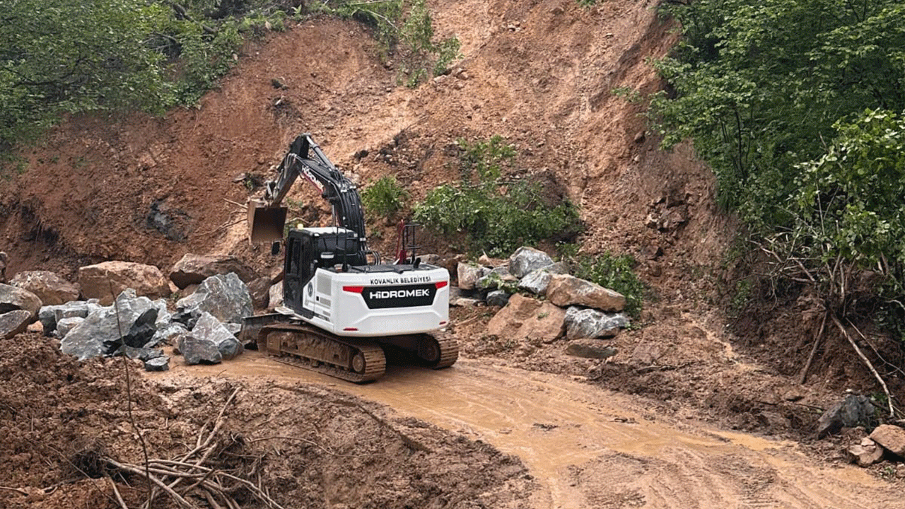 Giresun'da heyelan alarmı: İçişleri Bakanlığı devreye girdi