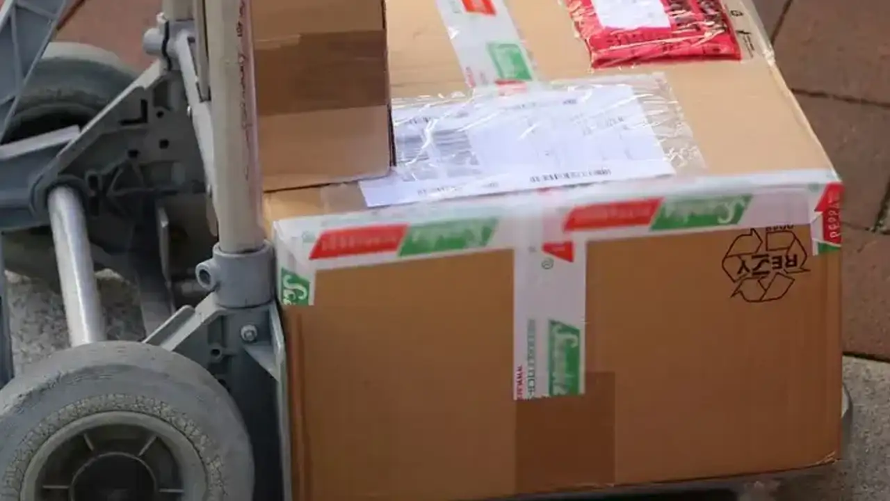 Bugün kargolar açık mı? Arefe günü kargolar çalışıyor mu? Kurban Bayramında Yurtiçi, Aras, MNG, PTT açık mı?