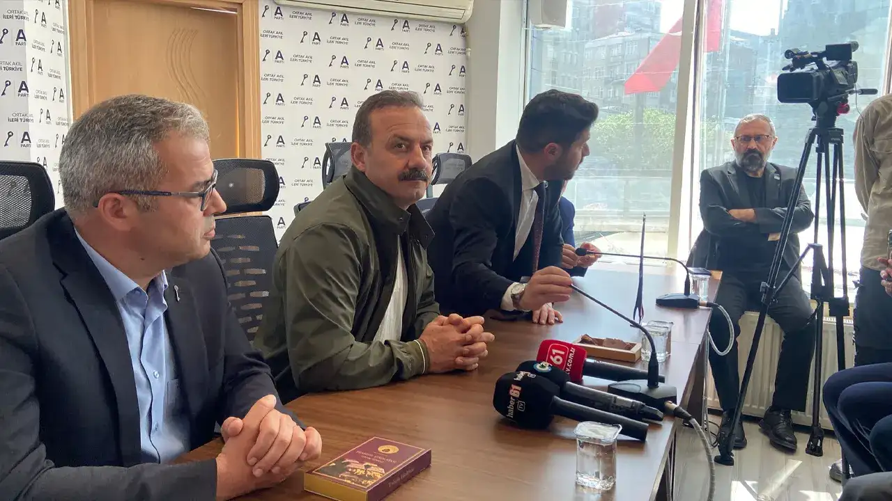 Yavuz Ağıralioğlu’ndan Trabzon’da ‘mutlak butlan’ değerlendirmesi: “Millet iradesine töhmettir”