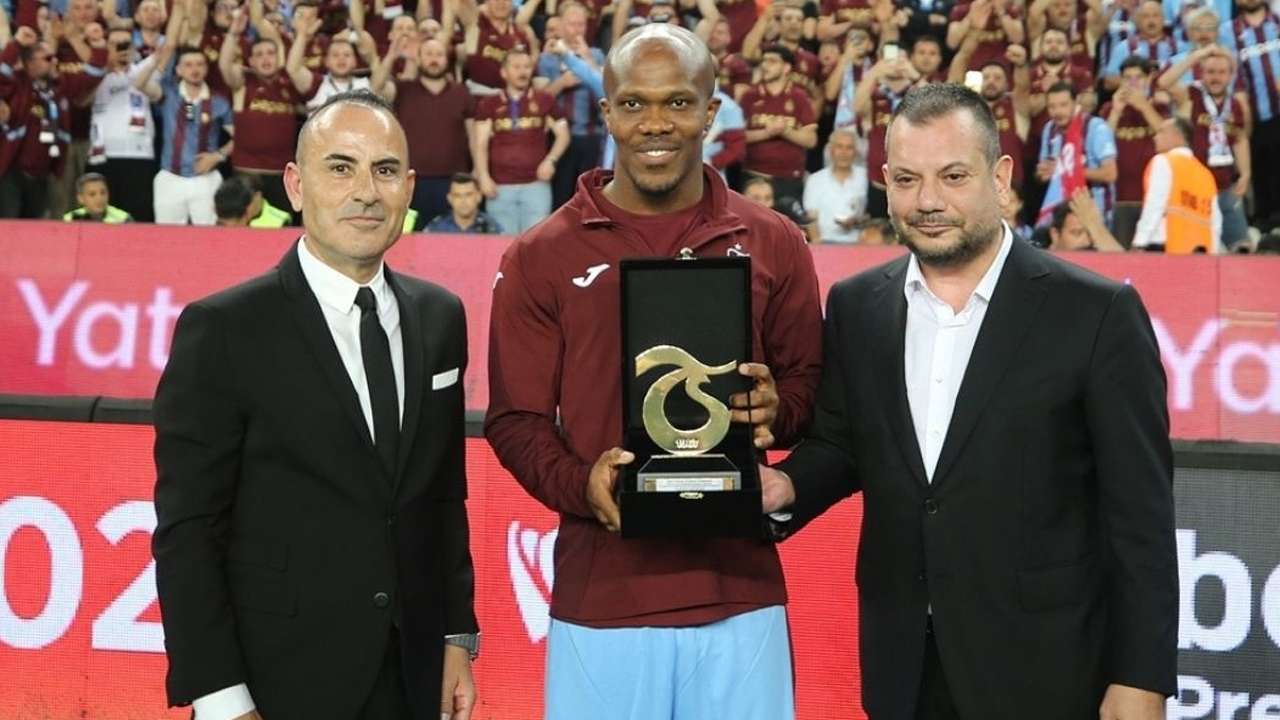 Trabzonspor’da ayrılık sonrası büyük iddia! Nwakaeme’ye teklif var