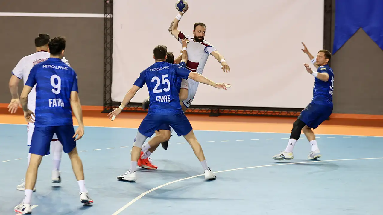 Trabzon Büyükşehir Belediyespor sahasında son anda kaybetti