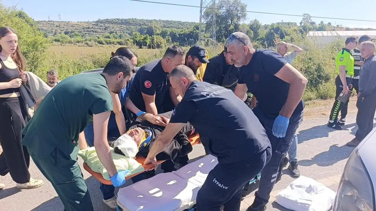 Futbolcu Furkan Perker ölümden döndü! Araba hurdaya çıktı: 5 yaralı