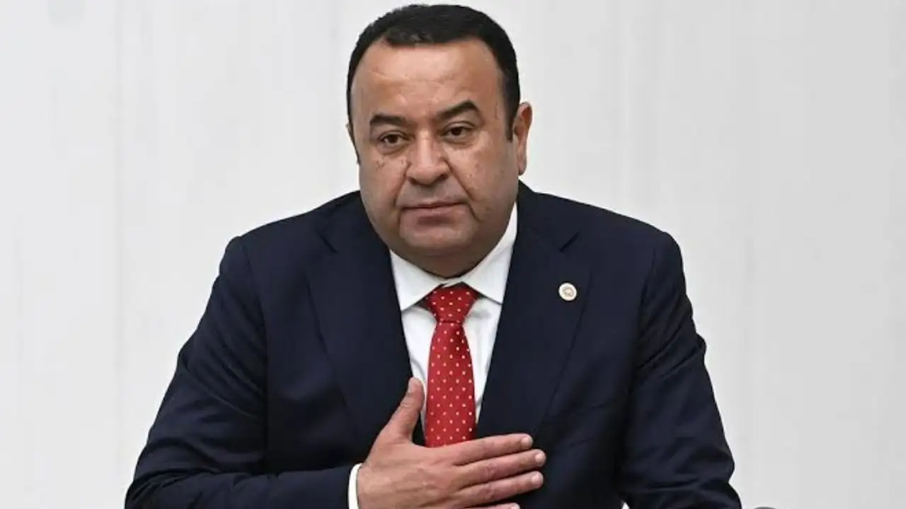Adnan Beker kimdir, hangi partiden? Adnan Beker kaç yaşında, nereli? Adnan Beker hangi şirketin sahibi?