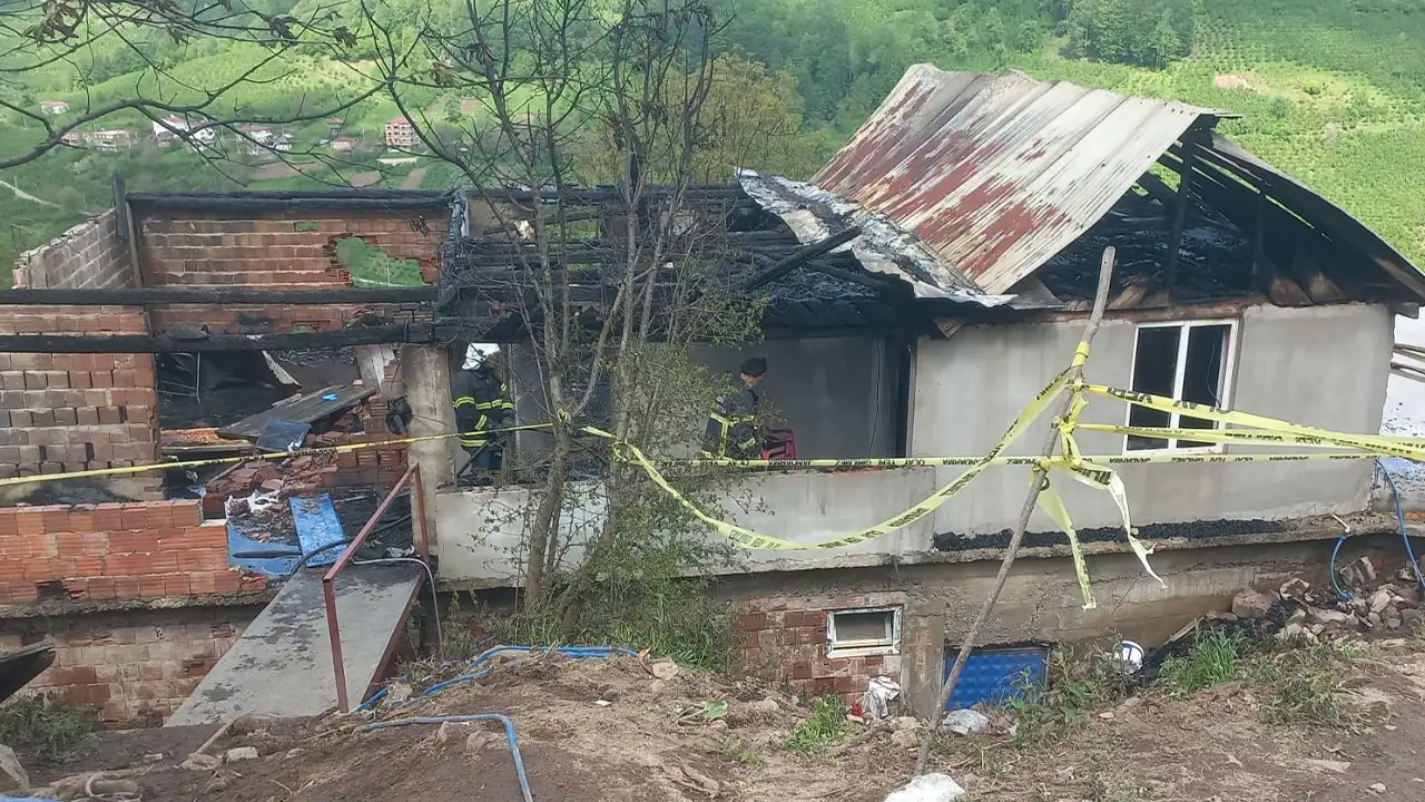Ordu’da yangında hayatını kaybeden genç son yolculuğuna uğurlandı