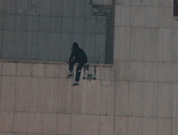 Eşi evi terketti diye intihara kalkıştı