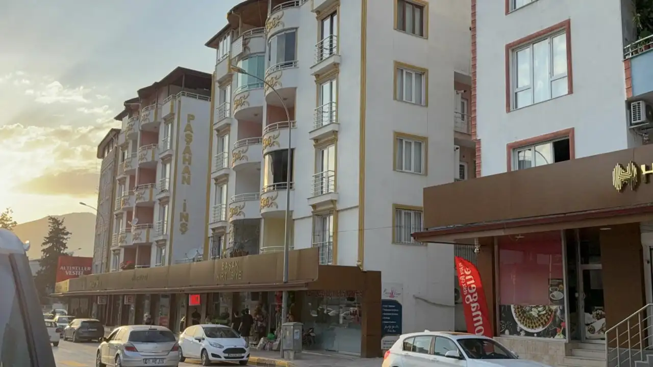 Baba dehşeti! 3 yaşındaki oğlunu boğarak öldürdü