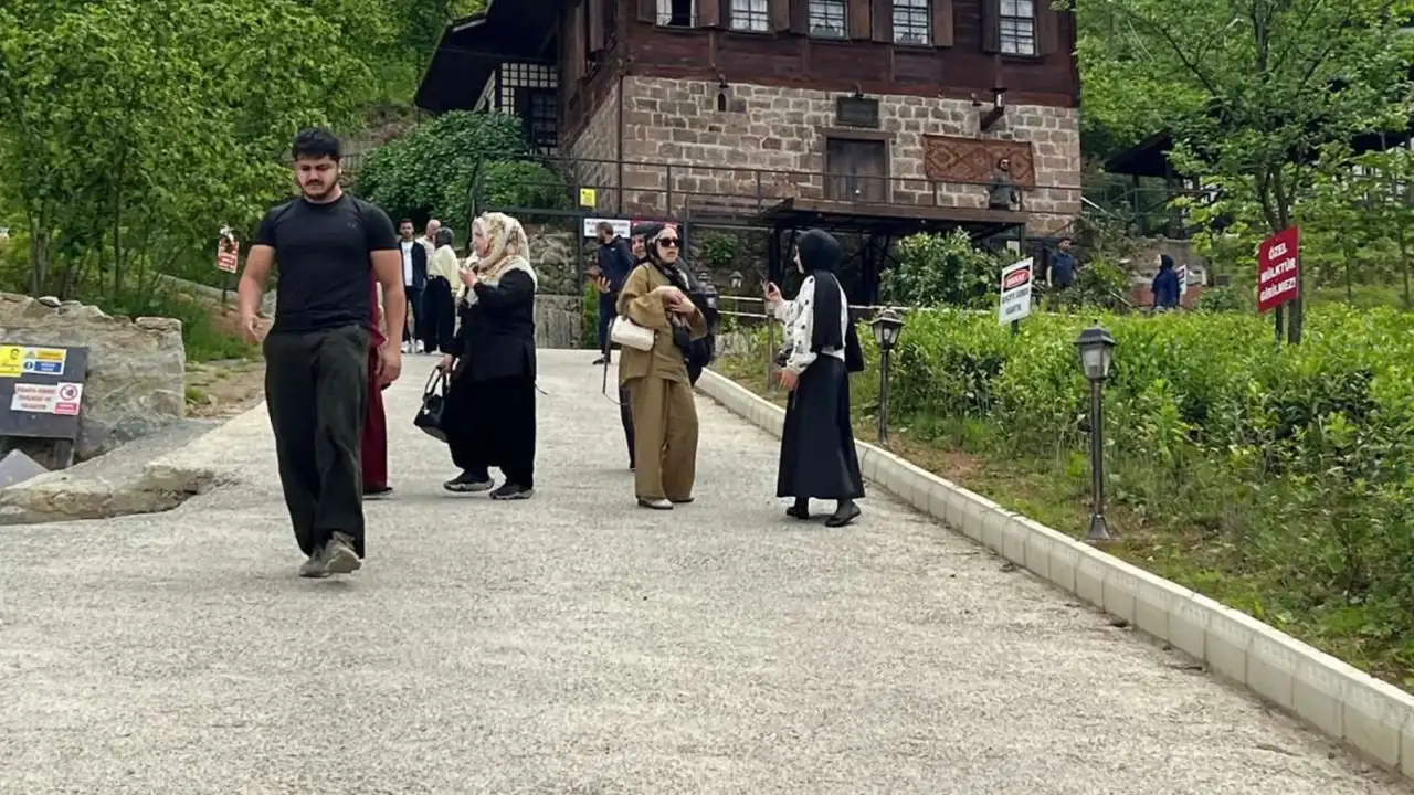 Trabzon'da herkes o konağa gidiyor! Peş peşe şikayetler geldi