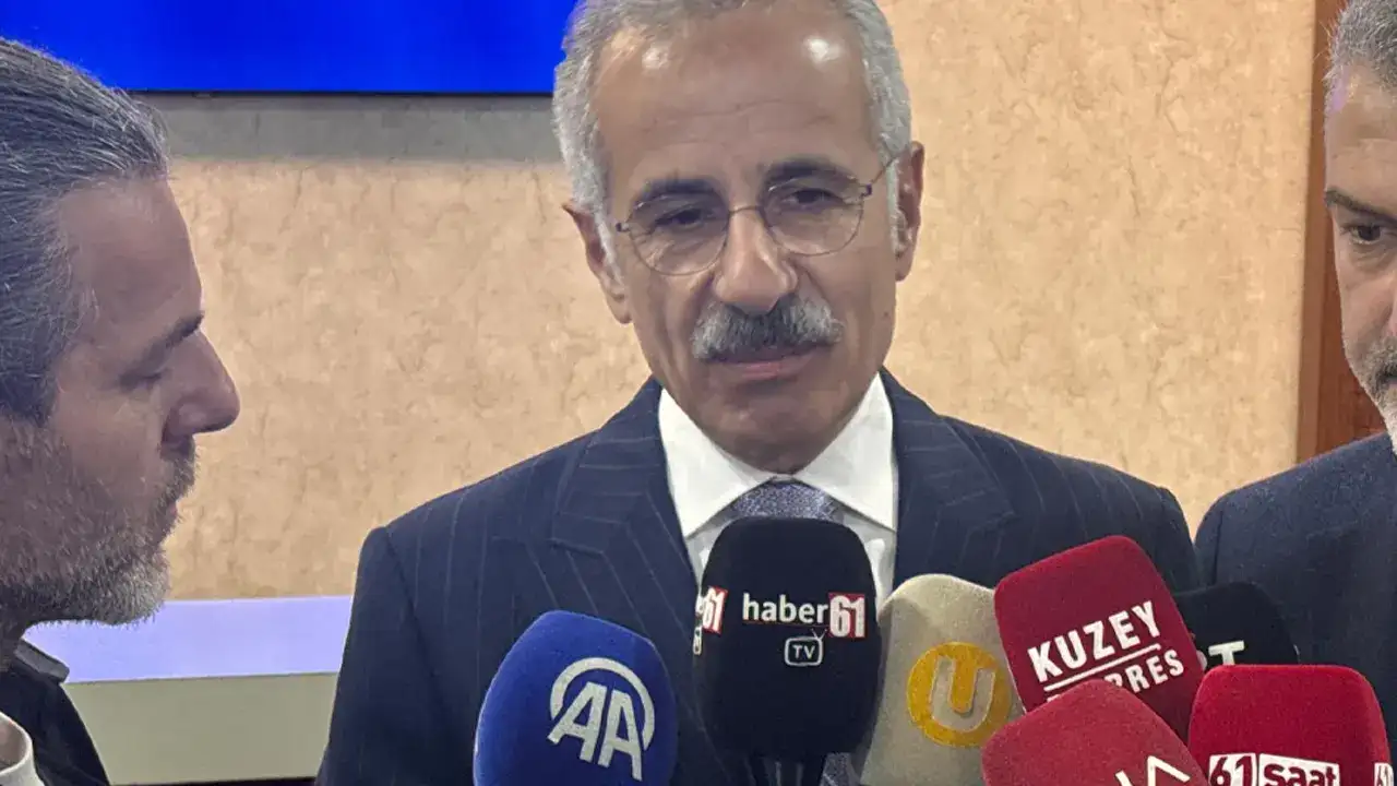 Bakan Uraloğlu Trabzon’da konuştu! “Bayram kardeşliktir”