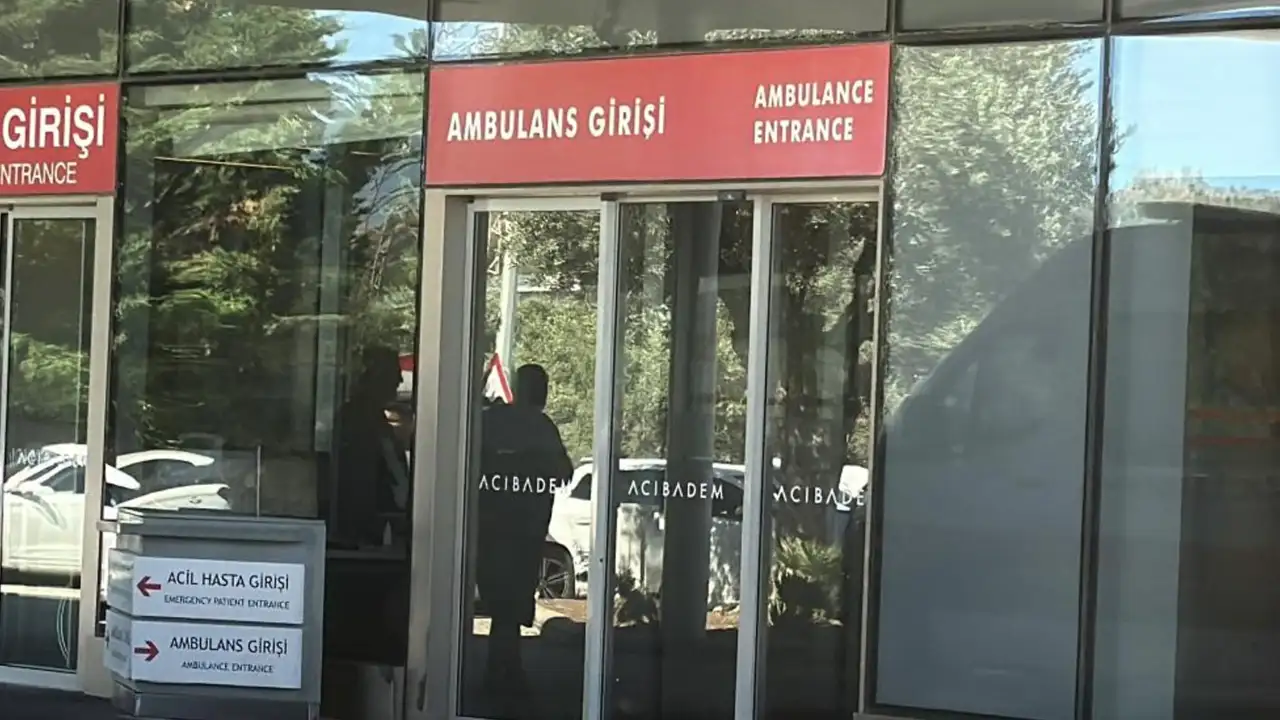 Ünlü sunucu, Bodrum’da hastaneye kaldırıldı