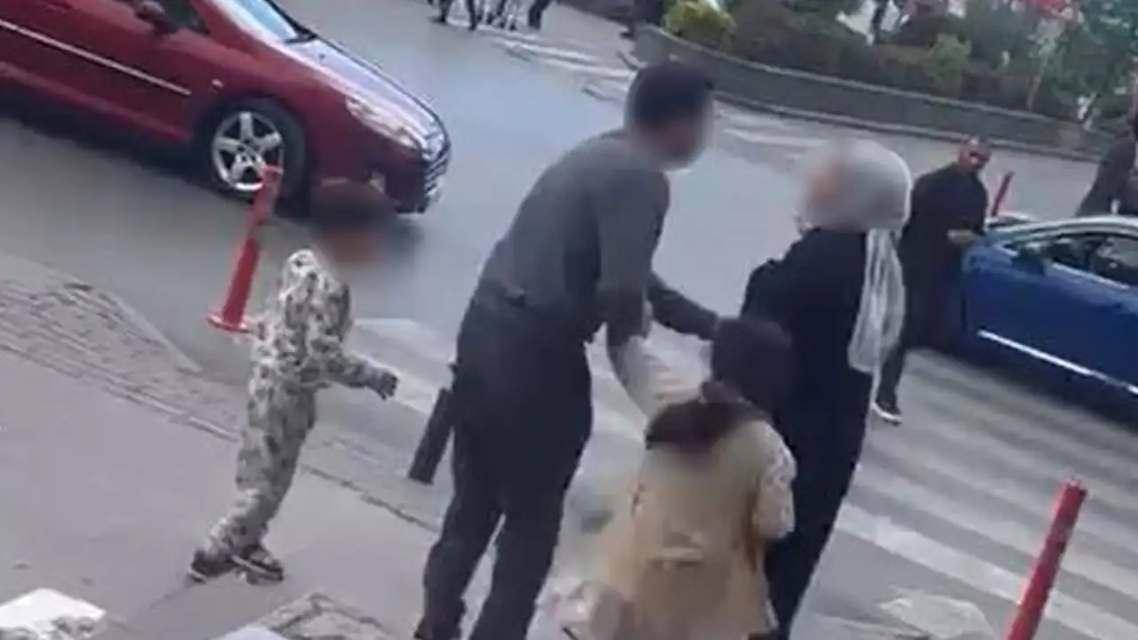 Kocamla ilişkin var dedi! Genç kızı defalarca bıçakladı
