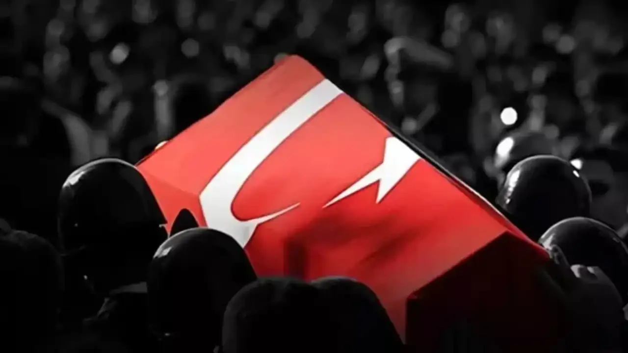 Bayram'da acı haber! Otomobil çarptığı jandarma Astsubay şehit oldu