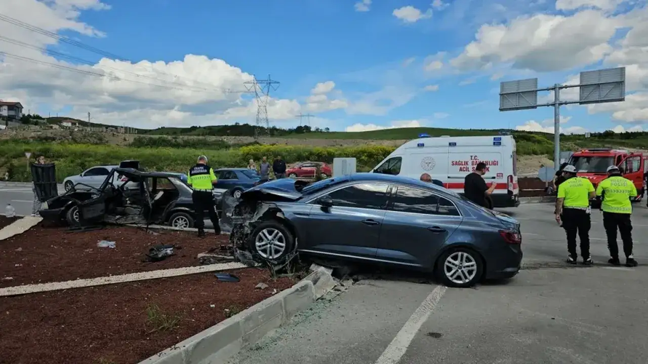 Trabzonlu kaymakam trafik kazasında yaralandı! Eşi ve çocuğu da hastaneye kaldırıldı