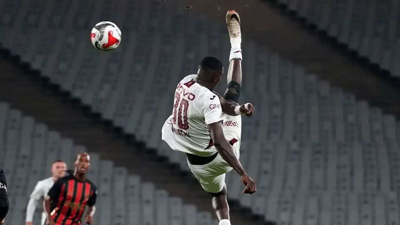 Beklenen oldu! Paul Onuachu’nun golü sezonun en güzeli seçildi!