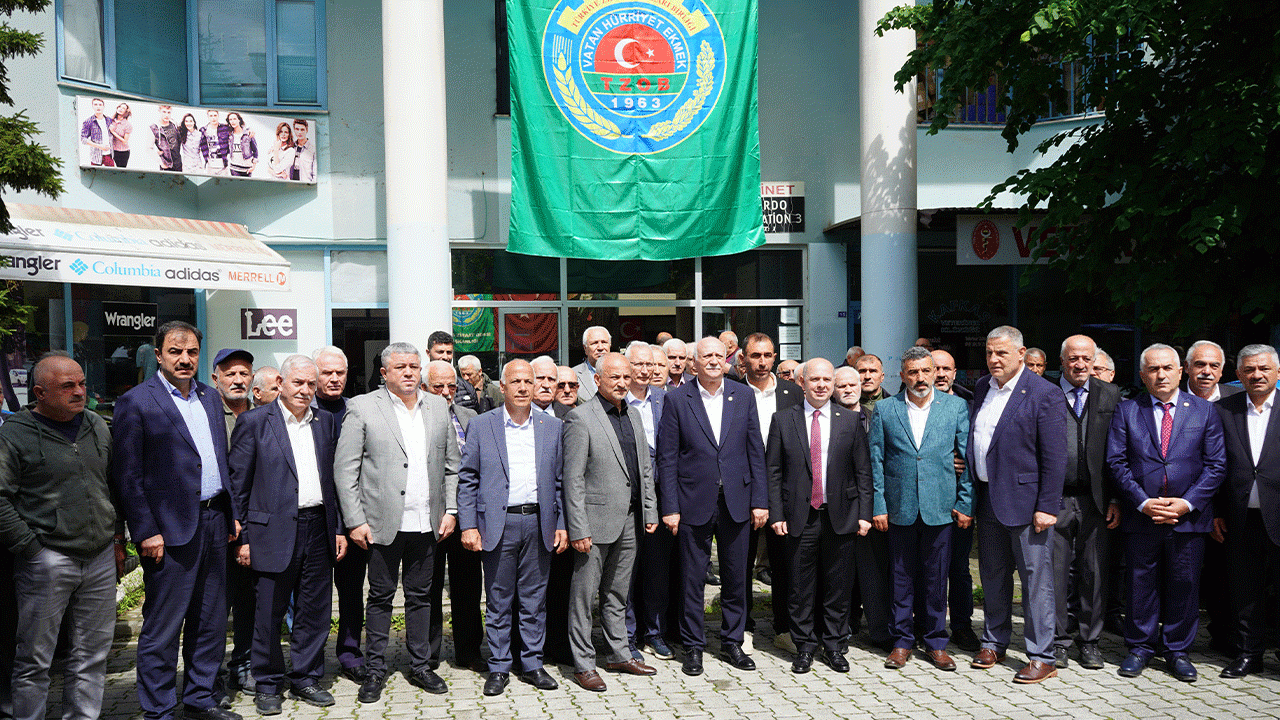 Şemsi Bayraktar: Çiftçi afetler ve artan maliyetlerle mücadele ediyor