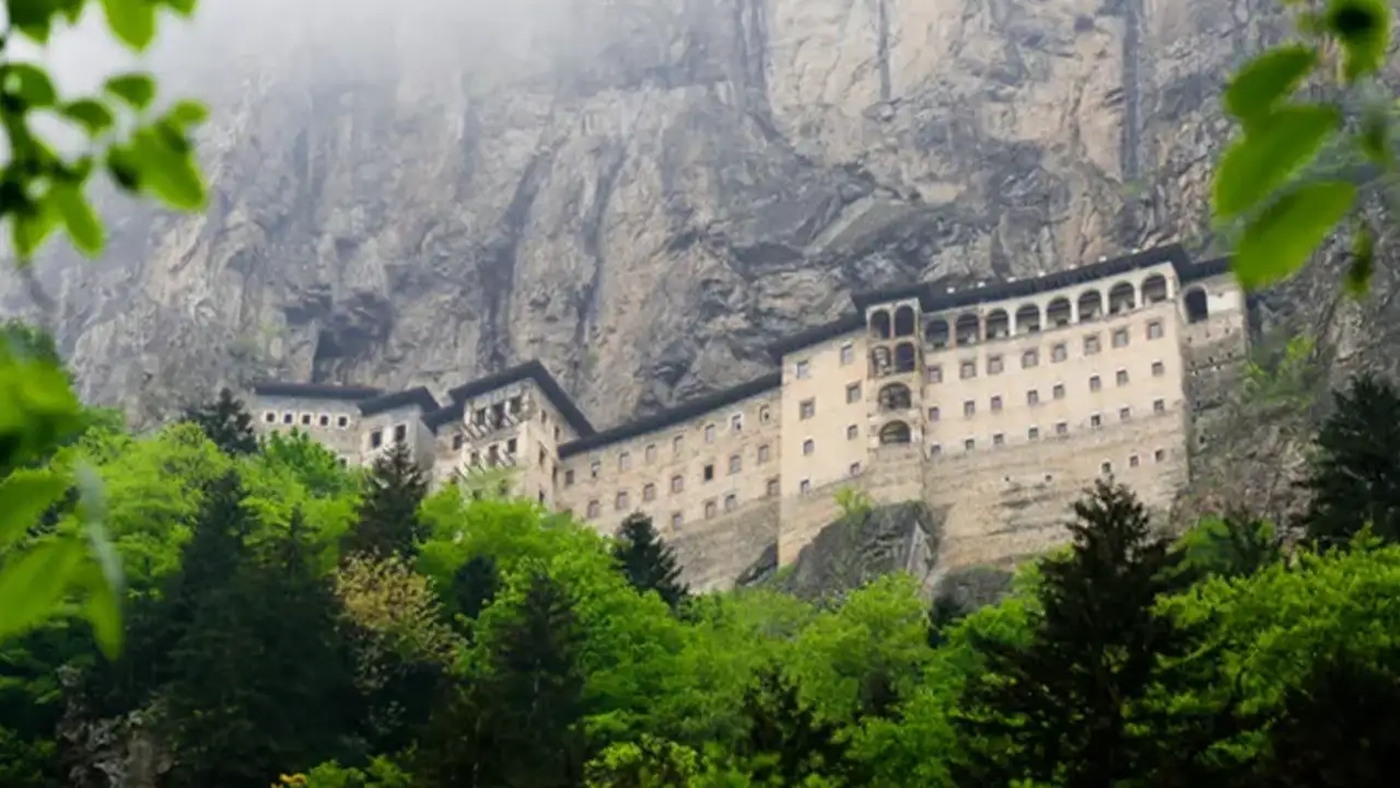 Sümela Manastırı nerede? Trabzon Sümela Manastırı'na nasıl gidilir? Sümela Manastırı yol tarifi