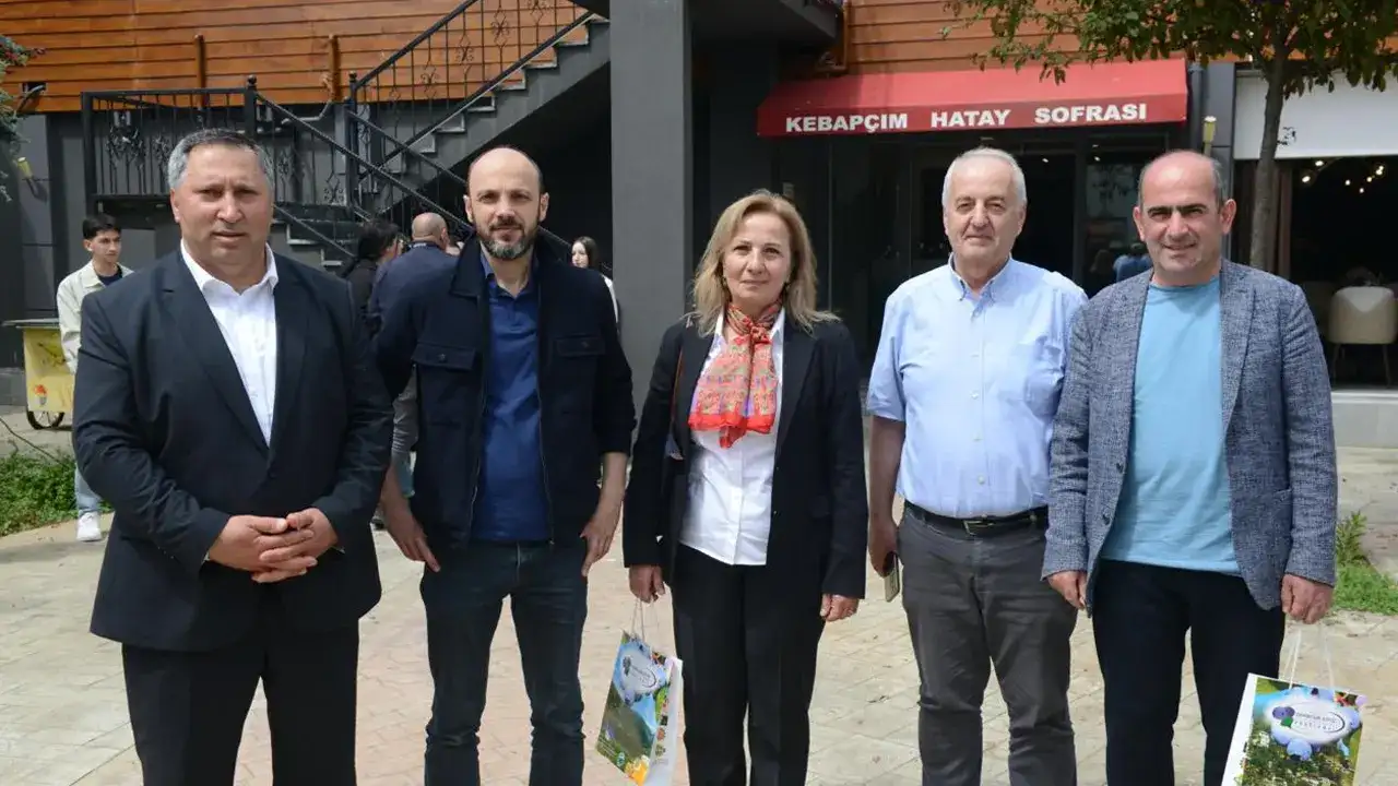 Yomra’da gençlere ilham veren buluşma! “Geleceğe Güçlü Adımlar” konferansı yoğun ilgi gördü
