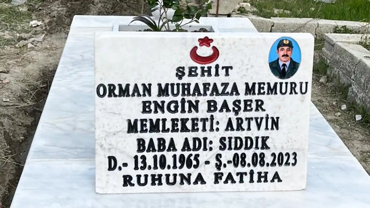 Artvin'de şehit mezarları yenilendi