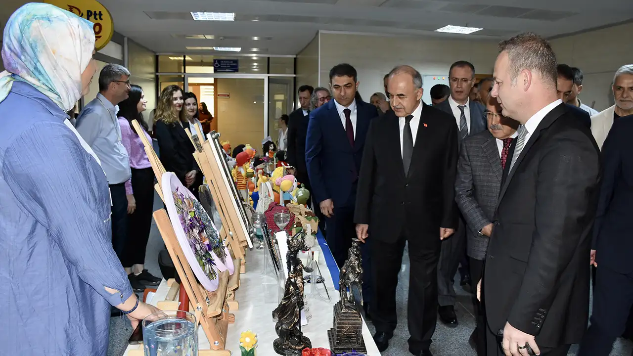 Ordu’da hükümlü ve yükümlülerin el emeği eserleri sergilendi