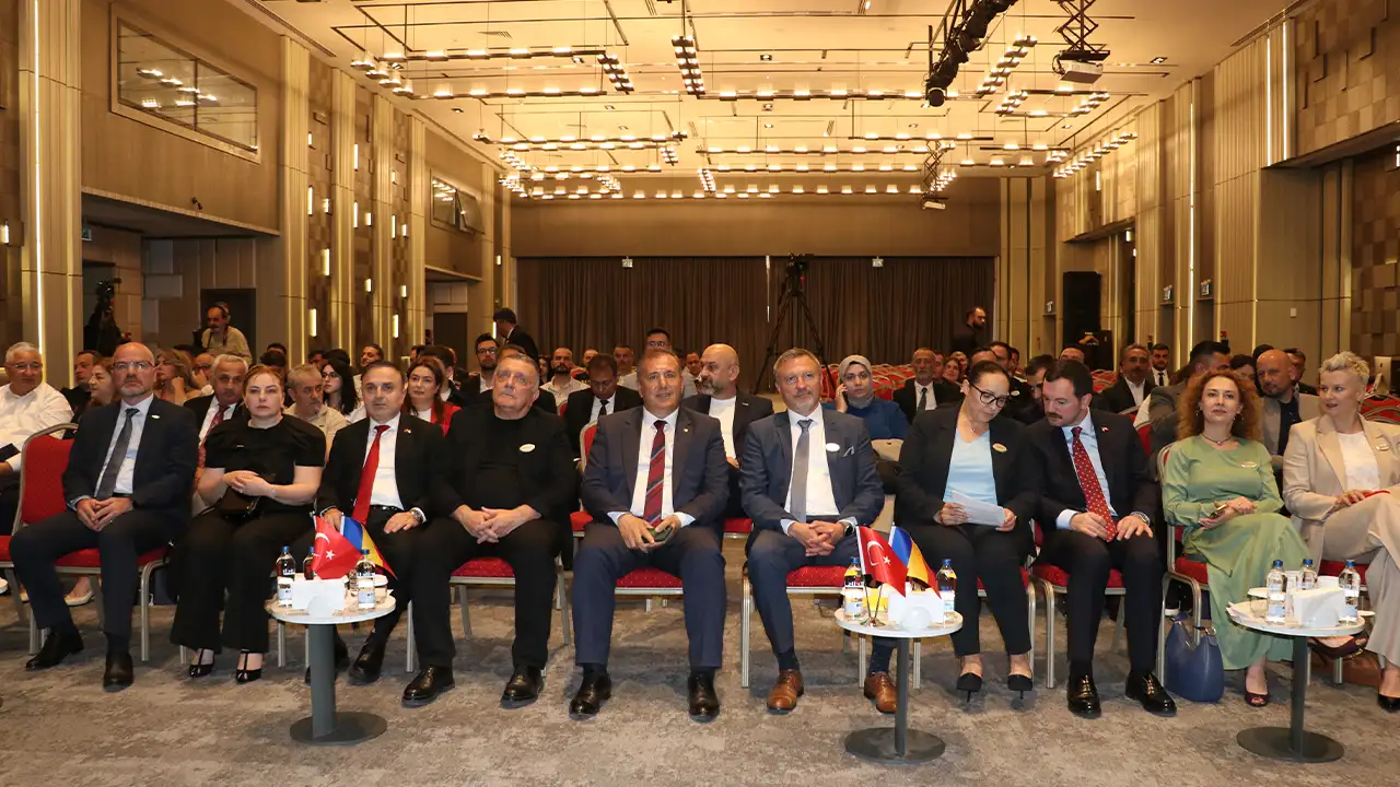 Trabzon'da Türkiye-Romanya Ticaret ve Enerji Zirvesi düzenlendi