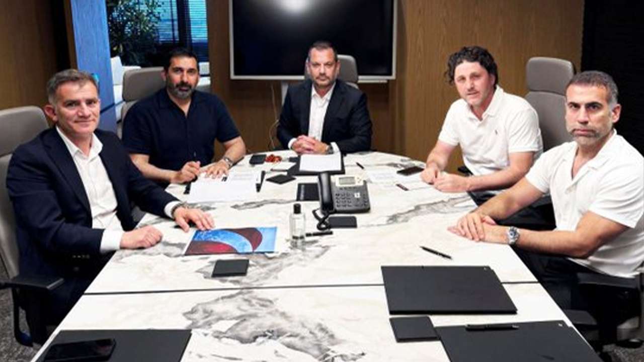 Trabzonspor zirvesinden kritik kararlar: Yol haritası belirlendi