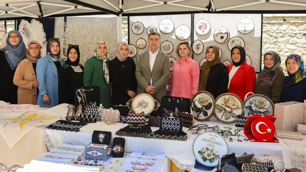 Bayburt’ta Hayat Boyu Öğrenme Haftası Sergisi açıldı