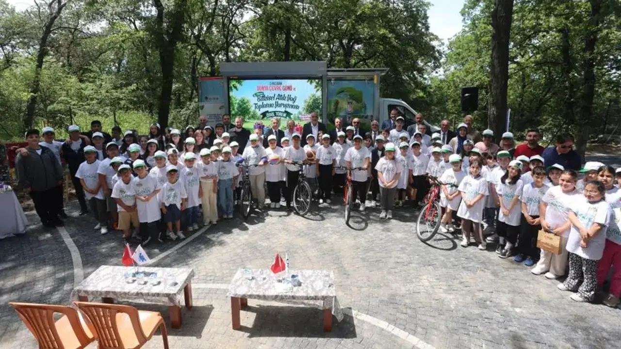 Canik'te 2,1 ton atık yağ toplandı! Öğrenciler ödüllendirild