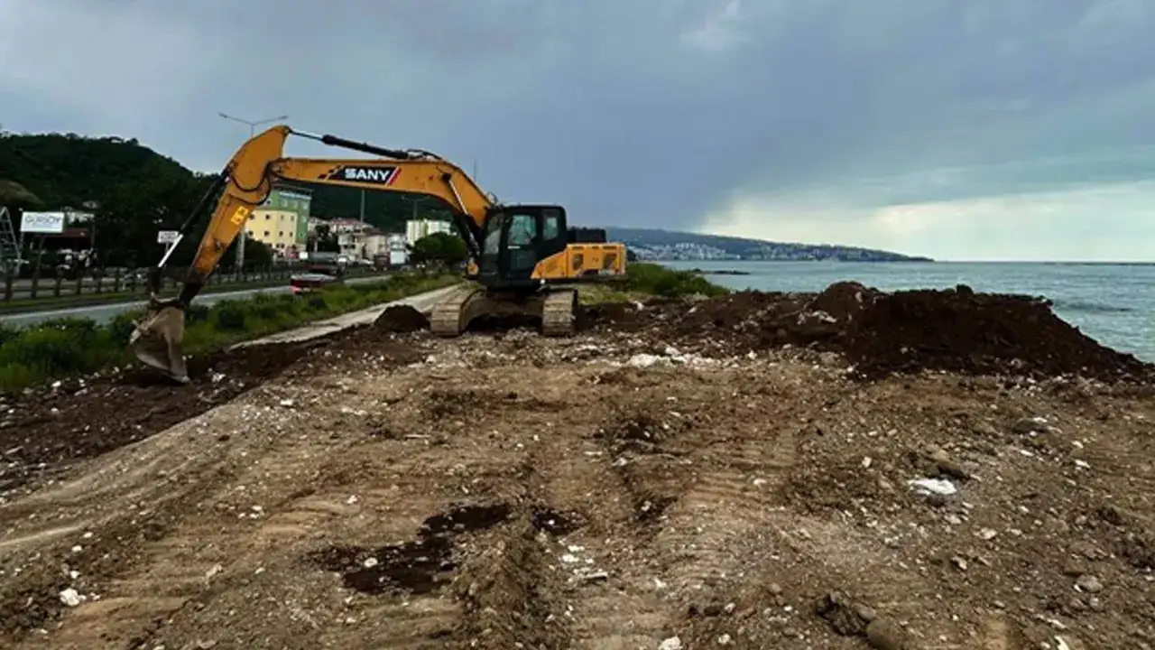 Arsin’de yol ve altyapı çalışmaları sürüyor