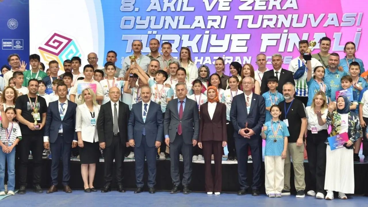 Rize Türkiye ikincisi oldu! Akıl ve zeka oyunlarında büyük başarı