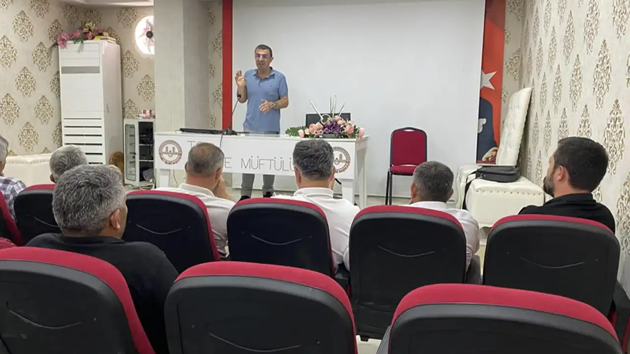 Espiye'de muhtarlara tütün bağımlılığıyla mücadele