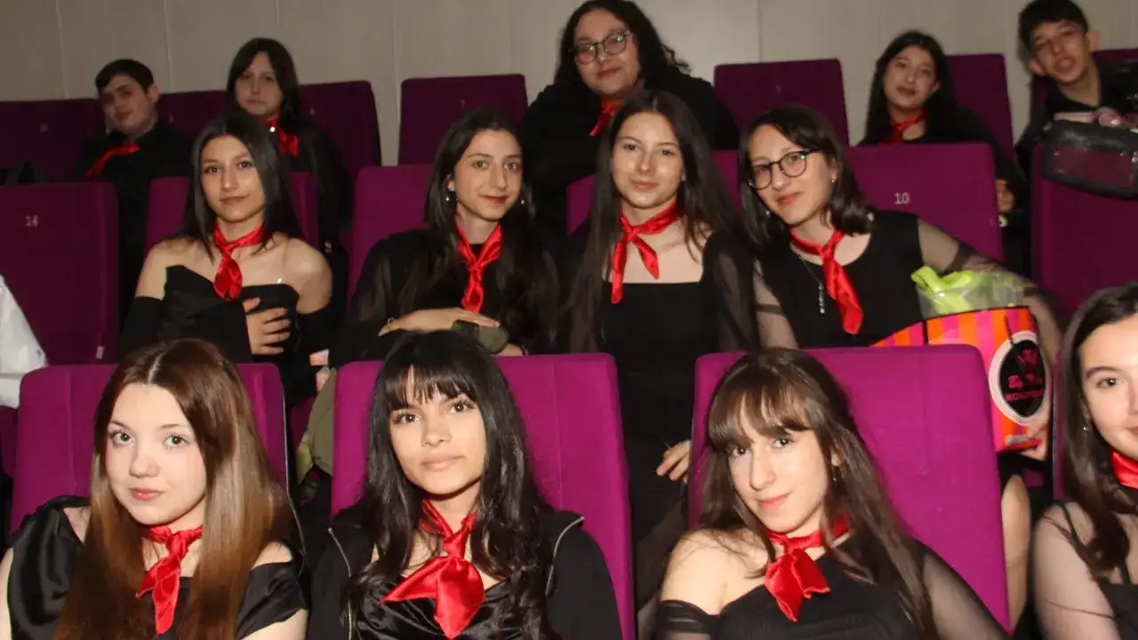 Korolar Festivali’ne Akçaabat Güzel Sanatlar Lisesi damga vu