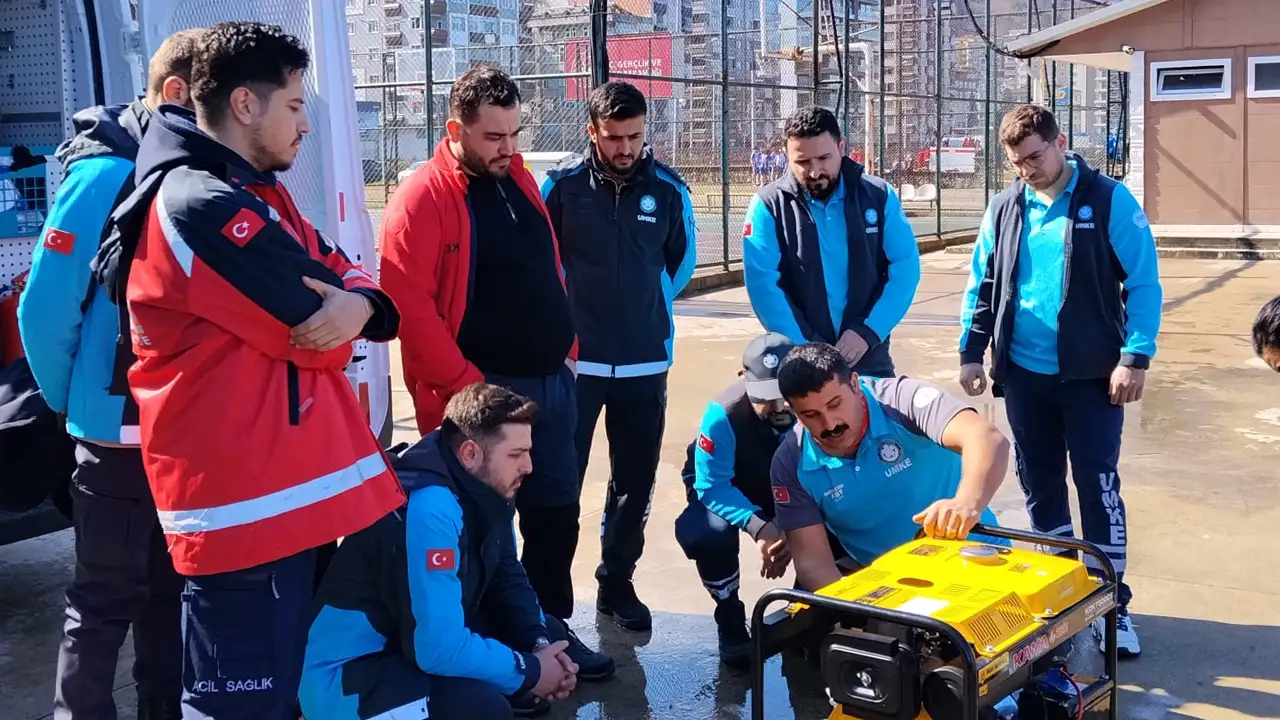 Rize’de UMKE personeline afet ve acil durum eğitim