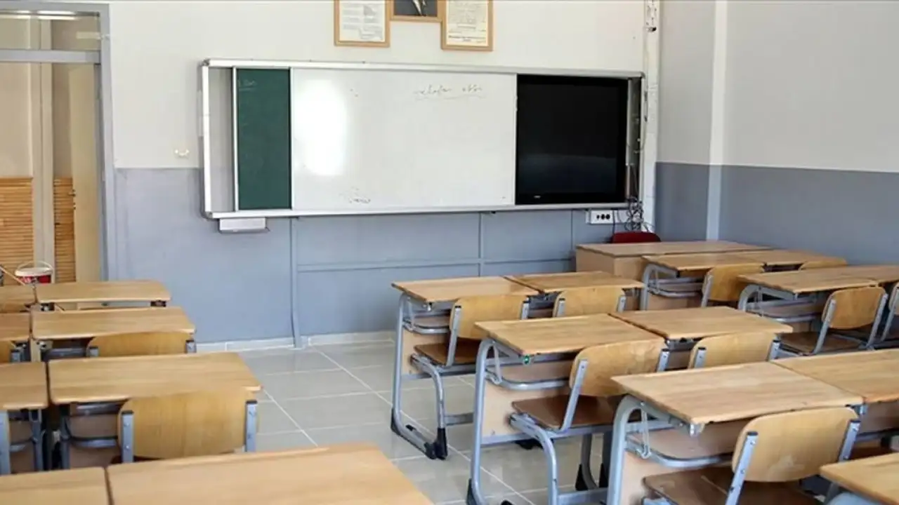 MEB açıkladı! Okullar cuma günü tatil edildi