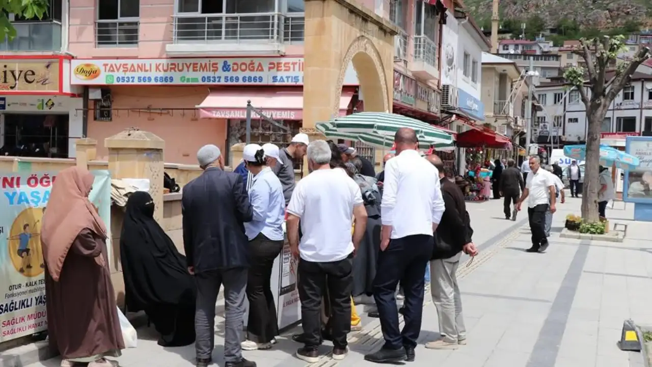 Bayburt’ta sağlıklı yaşam için farkındalık standı kuruldu
