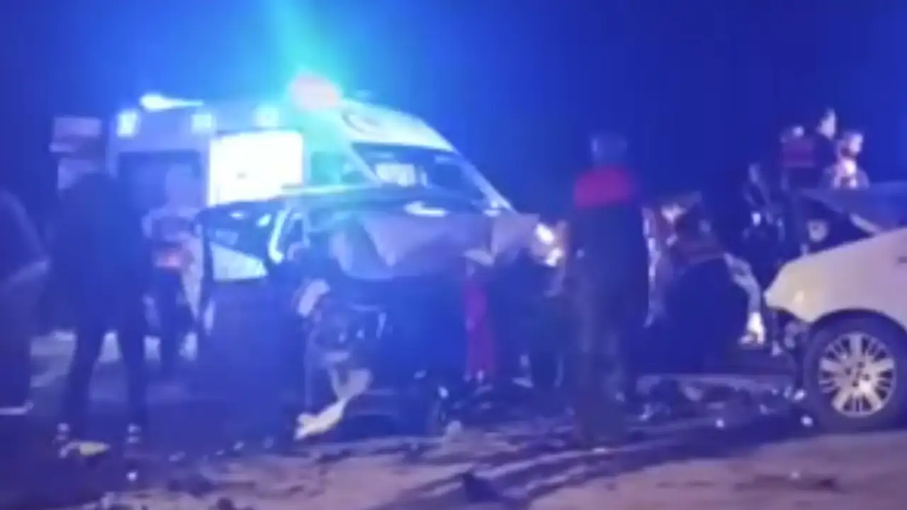 Hac dönüşü facia! Baba hayatını kaybetti, 7 kişi yaralandı