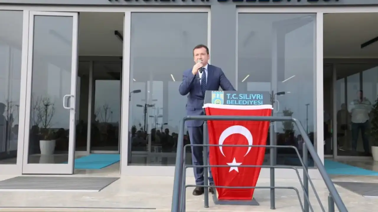 SON DAKİKA... Silivri Belediyesi'ne operasyon! Başkan gözaltında