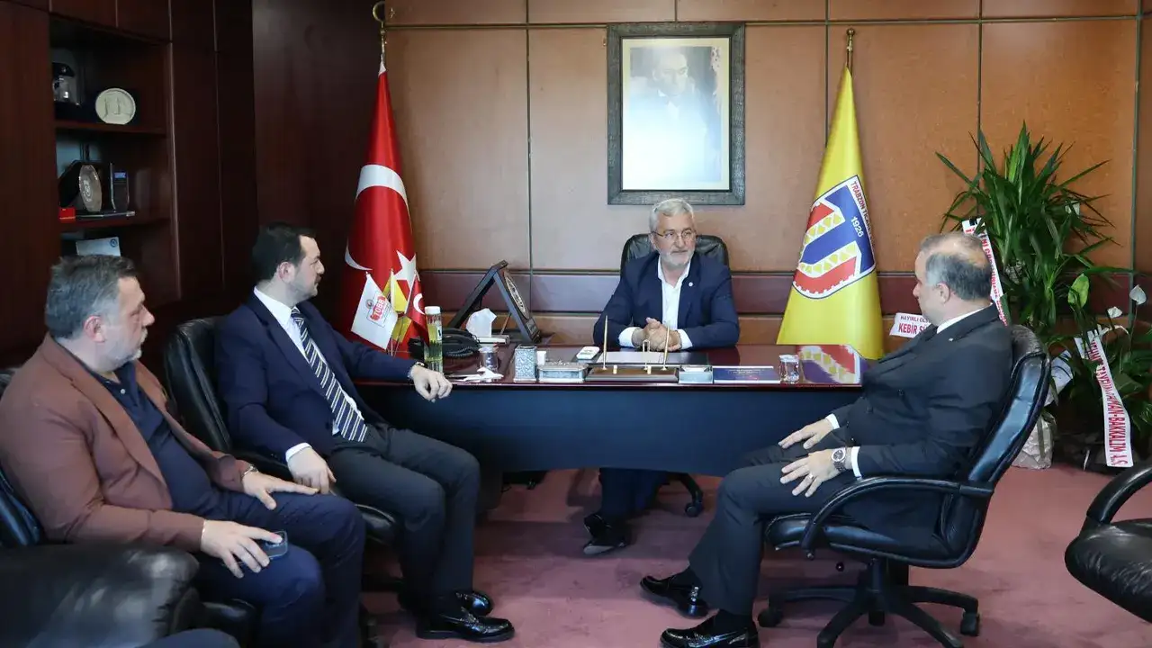 Arsin OSB yönetiminden TTB Meclis Başkanı Karadeniz’e ziyaret