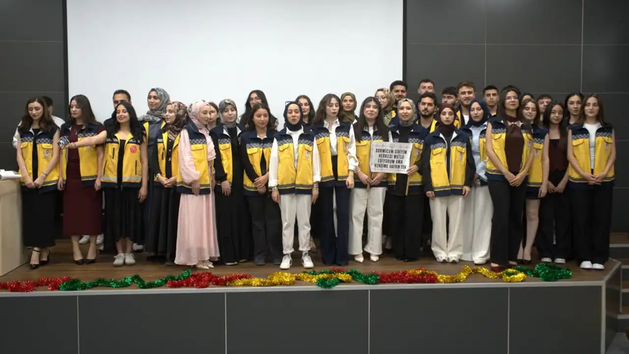 RTEÜ’de paramedik adayları yeleklerini giydi