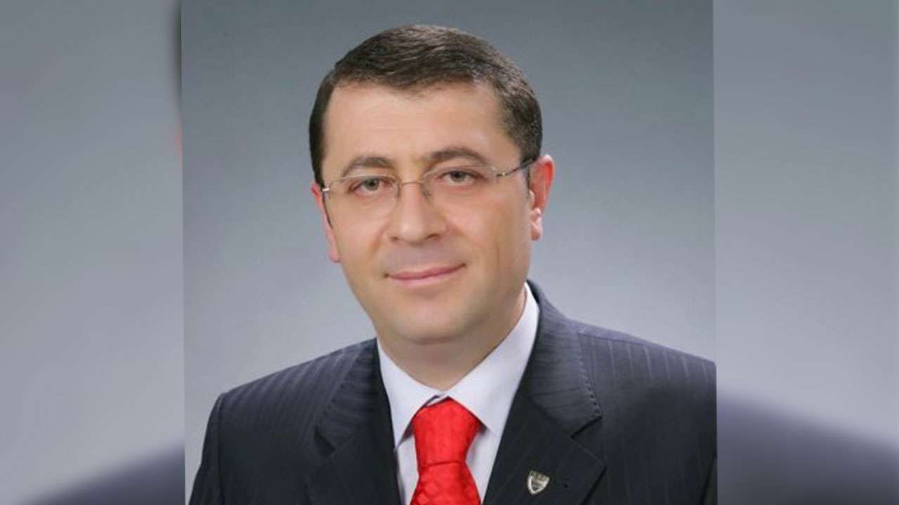 Trabzon'a acı haber! Trabzonlu bürokrat hayatını kaybetti
