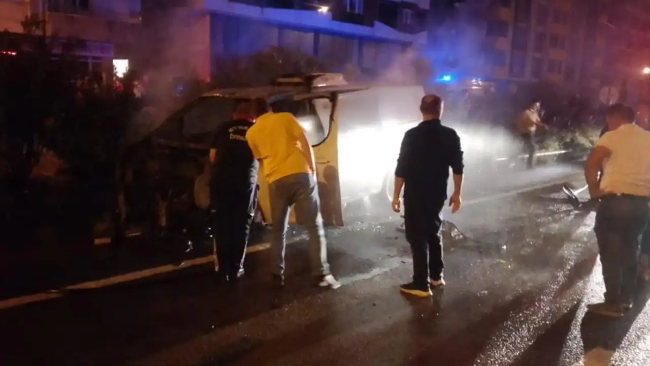 Trabzon istikametinde korku dolu anlar! Otomobil küle döndü