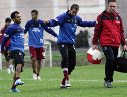 TS'de futbolculara ödeme yapıldı